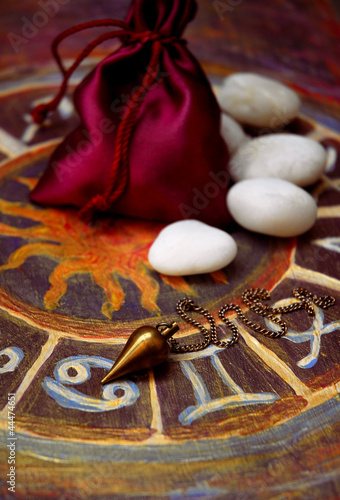 Foto: Pendel, Astrologie, Steine Pendel, Astrologie, Steine