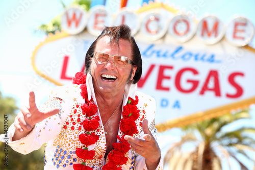 Photo: Las Vegas Elvis impersonator Las Vegas Elvis impersonator