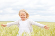 kind im feld