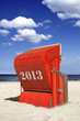 Roter Strandkorb 2013 Hochformat