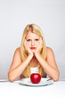 Foto: young hungry blond girl young hungry blond girl