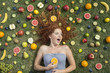 Foto: Girl with fruit Girl with fruit