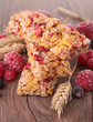 granola bar with berries