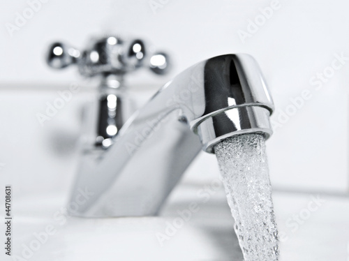 Photo: Versorgung mit Trinkwasser Versorgung mit Trinkwasser