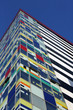 farbenfrohes Bürogebäude Medienhafen Düsseldorf