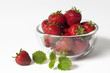 Foto: Erdbeeren in Glasschale Erdbeeren in Glasschale