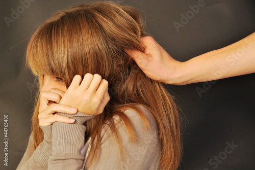 Photo: A woman who suffers violence - 117 A woman who suffers violence - 117