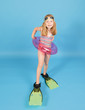 Mädchen mit Schwimmreifen
