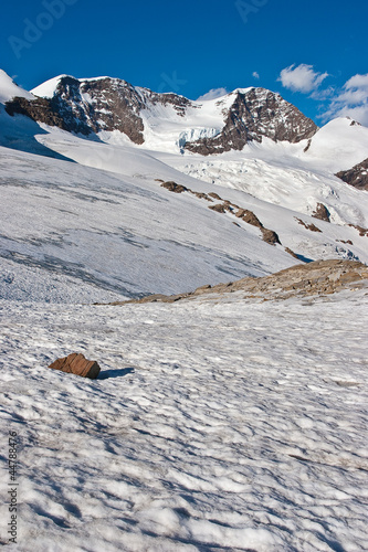 Photo: Lyskamm visto dal Rifugio Quintino Sella (Alpi, Valle d'Aosta) Lyskamm visto dal Rifugio Quintino Sella (Alpi, Valle d'Aosta)