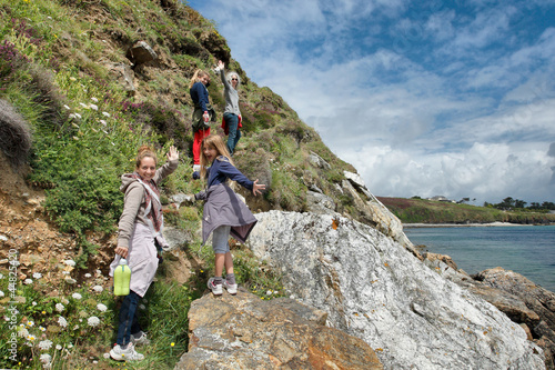 Photo: Randonnée famille en bretagne Randonnée famille en bretagne