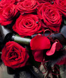 Photo: bouquet de roses rouge décorations noires bouquet de roses rouge décorations noires