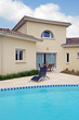 terrasse et piscine d'une villa contemporaine  # 06