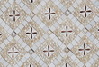 mur carrelé de mosaïque géométrique