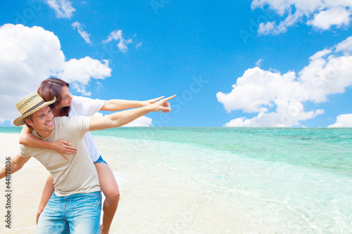 Photo: love on the beach love on the beach