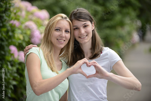 Photo: lesbian couple n love lesbian couple n love