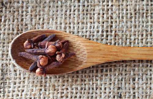 Photo: Cloves Cloves