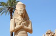Statue von Ramses II. im Karnak-Tempel, Luxor, Ägypten