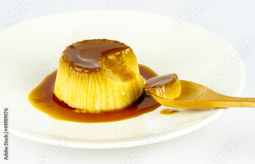 Photo: egg custard with caramel sauce egg custard with caramel sauce
