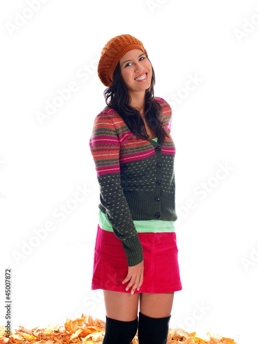 Photo: mädchen im herbst pulli und mütze mädchen im herbst pulli und mütze