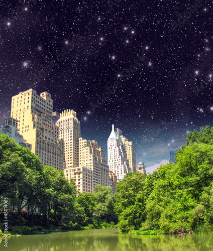 Photo: New York City - Manhattan Skyscrapers from Central Park with Tre New York City - Manhattan Skyscrapers from Central Park with Tre