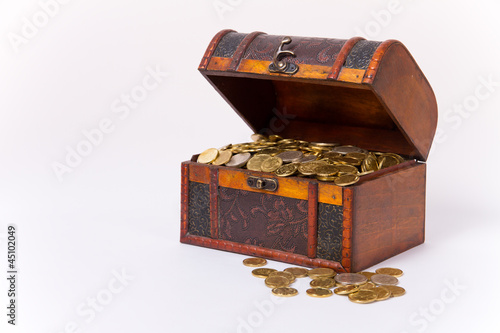 Photo: Chest full of money Chest full of money