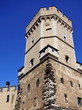 Historischer Frauenturm am Kölner Rheinufer