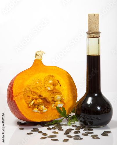 Photo: OIL OF PUMPKIN © Herby Meseritsch OIL OF PUMPKIN © Herby Meseritsch