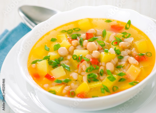 Photo: Vegetarian white bean soup Vegetarian white bean soup