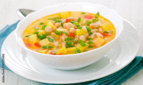 Photo: Vegetarian white bean soup Vegetarian white bean soup