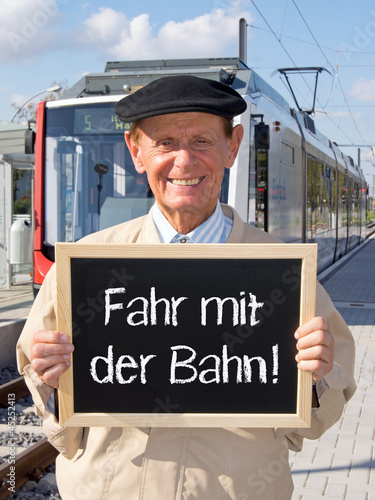 Photo: Fahr mit der Bahn ! Fahr mit der Bahn !