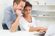 Mann und Frau im Büro