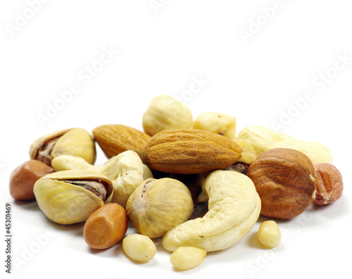 Photo: mixed nuts mixed nuts
