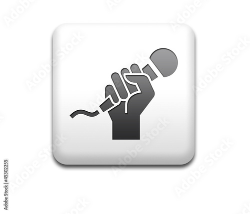 Illustration: Boton cuadrado blanco simbolo karaoke Boton cuadrado blanco simbolo karaoke