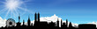 München Skyline mit Alpen und blauem Himmel