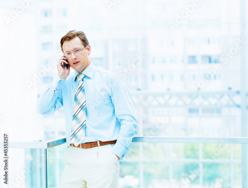 Photo: portrait of a businessman... portrait of a businessman...