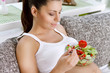 Foto: Beautiful pregnancy eating salad Beautiful pregnancy eating salad