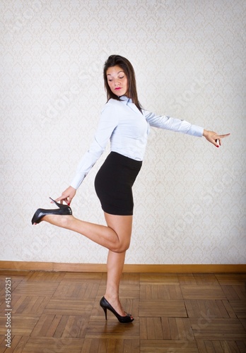 Photo: sexy italian woman sexy italian woman