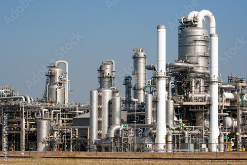 Photo: Oil refinery Oil refinery