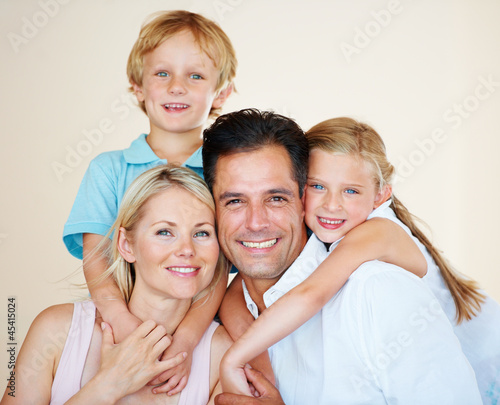 Photo: Classic family portrait Classic family portrait