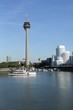 Düsseldorf Medienhafen Ausflugsschiff Rheinturm