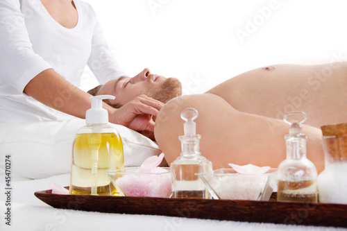 Photo: Mann im Wellnesstempel Mann im Wellnesstempel