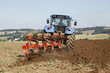 Foto: plow tractor soil agriculture plow tractor soil agriculture