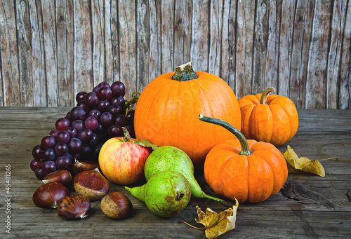 Photo: Autumnal vegetables and fruits Autumnal vegetables and fruits