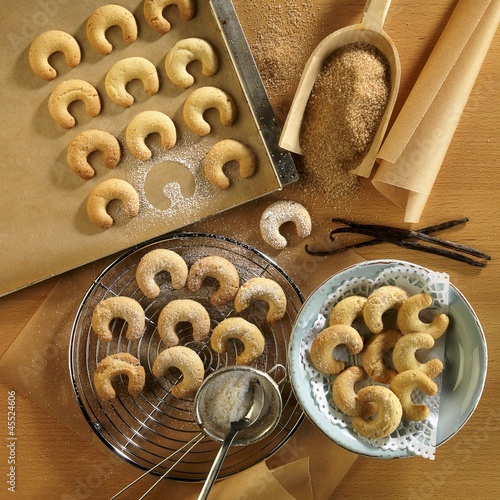 Photo: Vanilla crescents Vanilla crescents