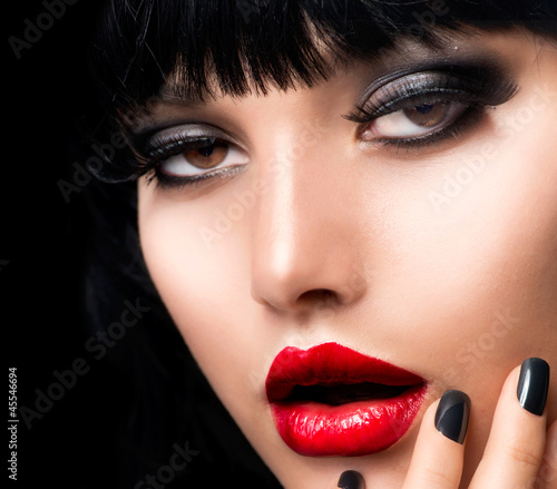 Photo: Beautiful Brunette Girl Portrait. Face. Makeup. Sensual Red Lips Beautiful Brunette Girl Portrait. Face. Makeup. Sensual Red Lips