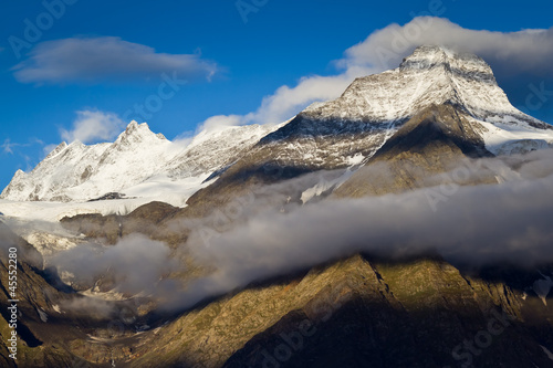 Photo: Snowy mountains Snowy mountains