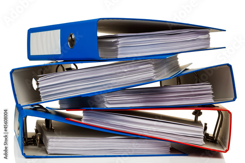 Photo: Akten Ordner mit Schriftstücken und Dokumenten Akten Ordner mit Schriftstücken und Dokumenten