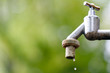 Tropfender Wasserhahn