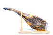 Jamón ibérico aislado.