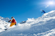 Skifahrer im Tiefschnee